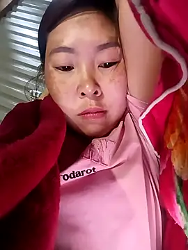 Snapshot of vivi_cute chatting on October 3, 12:49 am vivi cute online show from October 3, 12:49 am
