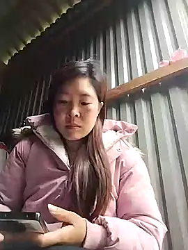 Snapshot of vivi_cute chatting on September 25, 8:13 am vivi cute online show from September 25, 8:13 am