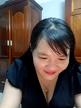 Snapshot of _Babyrose_ chatting on October 15, 5:26 pm Babyrose online show from October 15, 5:26 pm