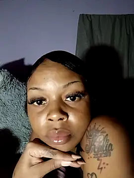 Snapshot of Liaprettygirl chatting on September 12, 5:08 am Liaprettygirl online show from September 12, 5:08 am
