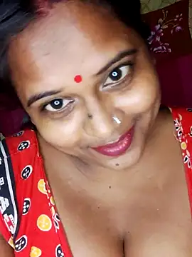 Hot-Show2 online show from October 8, 5:28 pm