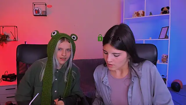 lizzie boom online show from November 7, 8:03 pm