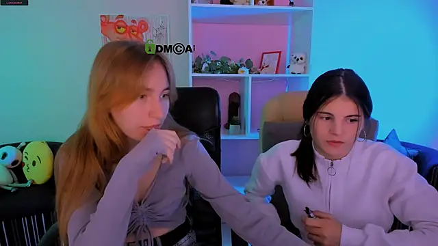 lizzie boom online show from October 2, 5:34 am