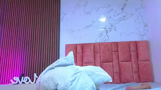 anna beneet online show from November 8, 3:06 pm