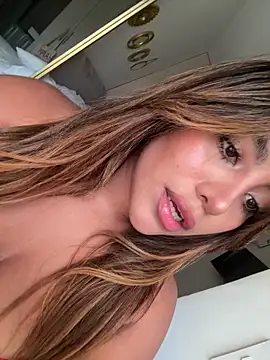 MegannHills online show from September 21, 5:22 pm