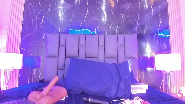 BustyGlow online show from February 23, 1:32 pm