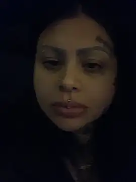 chicanachic13 online show from March 25, 8:06 am