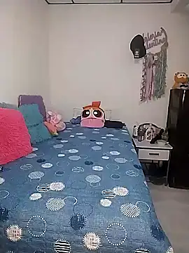 Nahomi 04 online show from November 3, 7:40 pm