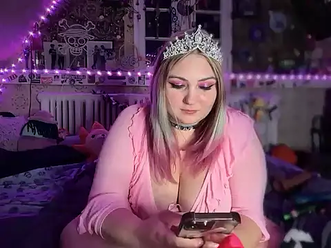 k8tiecutie online show from September 30, 4:51 am