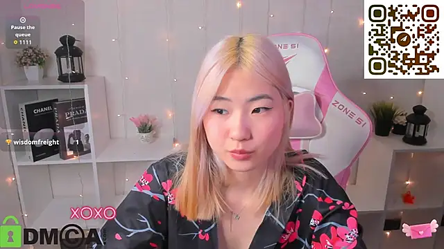 Aisi 18 online show from December 3, 12:57 am