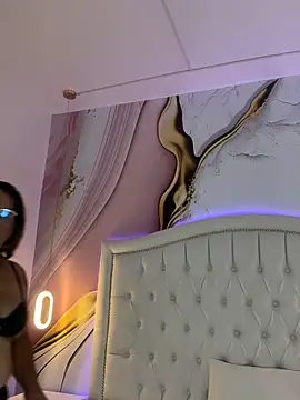 Lucy Milf 474 online show from April 10, 12:00 pm