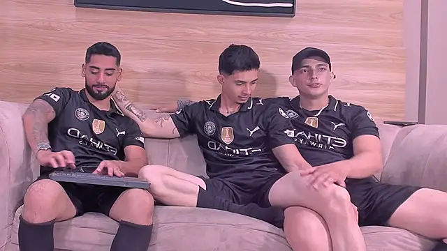 mike friends online show from April 9, 1:08 am