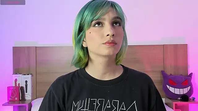 Akatsumi  online show from December 16, 10:59 pm