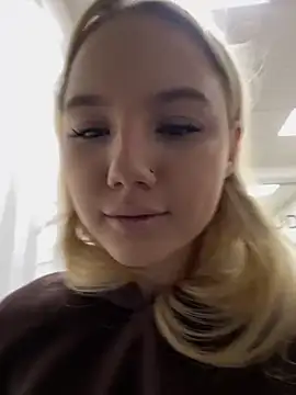 Sky Cutie online show from October 31, 4:58 am