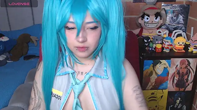  alexa19pretty  online show from April 21, 6:59 pm