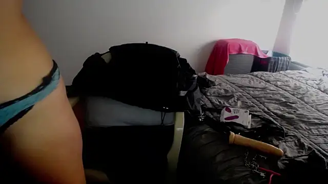 fenix colette online show from February 5, 10:35 pm