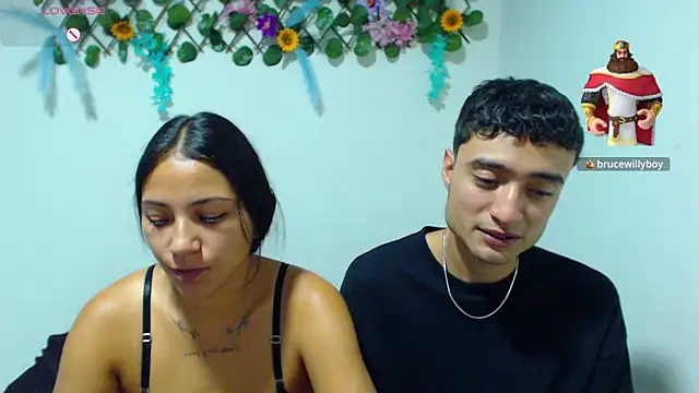 camiYwY online show from January 10, 5:45 am