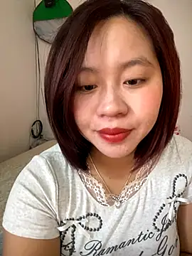 maianhcute online show from November 17, 1:28 am