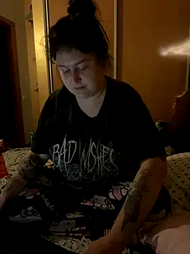 Snapshot of DazzzlingDame chatting on September 24, 1:15 am DazzzlingDame online show from September 24, 1:15 am