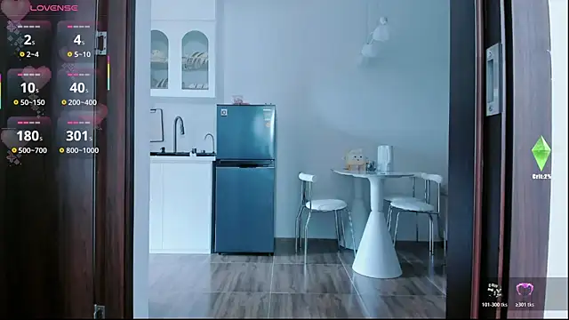 strawberry-ni online show from October 27, 3:24 am