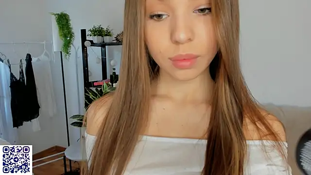 BlurryWish online show from October 4, 1:06 pm