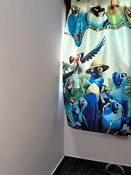 your chandni04 online show from April 7, 8:05 am