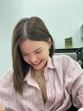 SMELLSEX online show from April 2, 7:00 pm