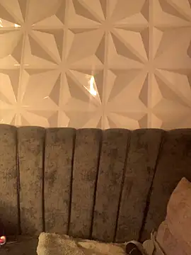 caritobeachdh online show from December 19, 6:05 am