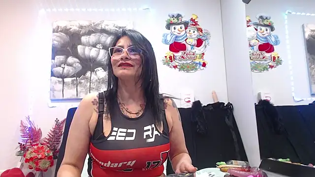 DonnaJoness online show from December 3, 9:06 pm