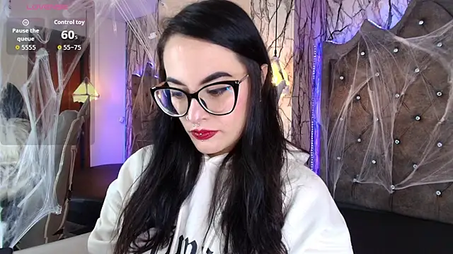 Zami Escobar of online show from October 15, 7:05 pm