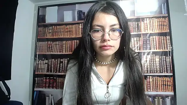 Snapshot of Kylie_Rivers chatting on October 20, 11:57 am Kylie Rivers online show from October 20, 11:57 am