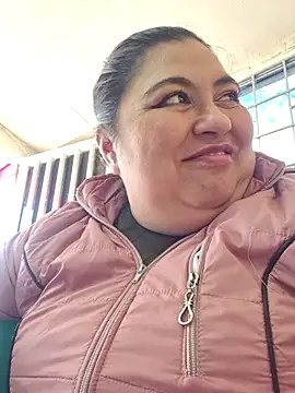 Snapshot of curvy_diva_ chatting on October 5, 2:55 pm curvy diva online show from October 5, 2:55 pm