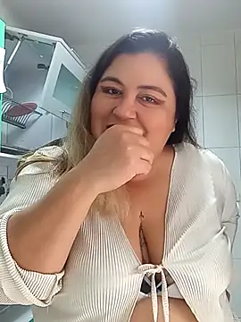 Snapshot of curvy_diva_ chatting on September 20, 12:03 pm curvy diva online show from September 20, 12:03 pm