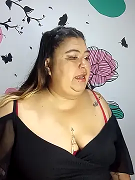 Snapshot of curvy_diva_ chatting on September 25, 12:37 pm curvy diva online show from September 25, 12:37 pm