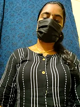 mini-queen online show from March 21, 8:19 am