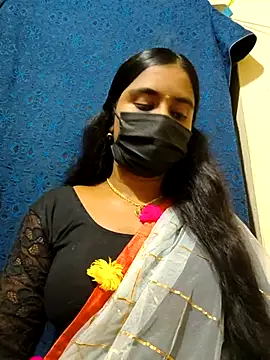 mini-queen online show from April 2, 6:16 pm