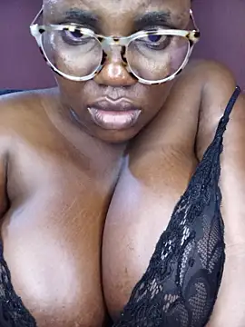 TheSpiceyQueen online show from March 14, 9:05 pm