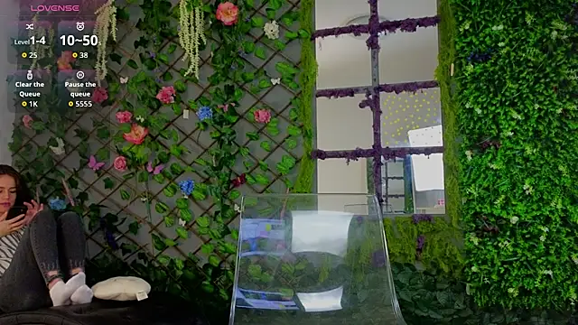 baby nyco online show from October 20, 4:43 pm