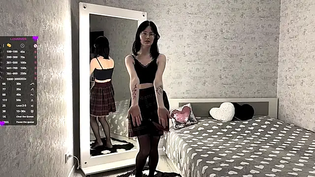 FakeLamb online show from October 11, 9:17 pm