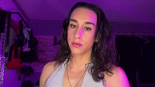 xoFrankie online show from November 14, 7:08 am