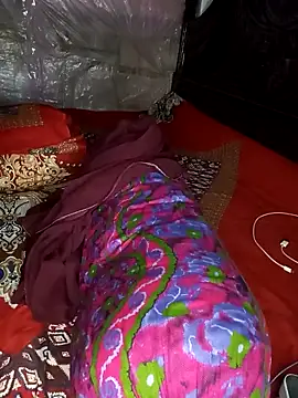 Snapshot of Tanisha-Chy chatting on September 10, 5:35 pm Tanisha-Chy online show from September 10, 5:35 pm