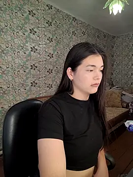 Albi Glow online show from September 24, 8:24 am