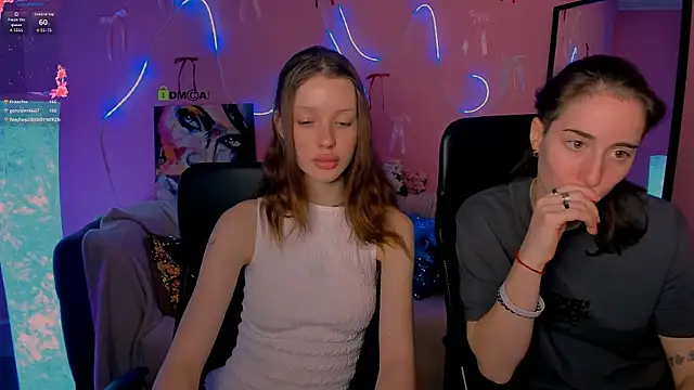 khloebeauty online show from March 31, 7:25 pm