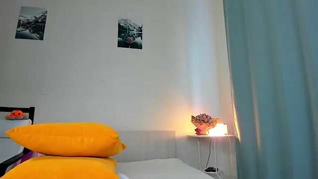 Chloeee4200 online show from June 4, 2:43 pm