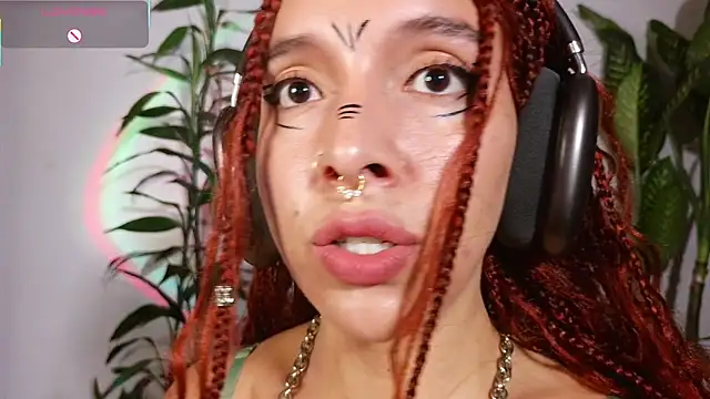 bri von dhara   online show from April 2, 9:56 pm