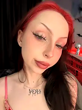 Snapshot of Lina_Thornton_ chatting on October 19, 8:22 pm Lina Thornton online show from October 19, 8:22 pm