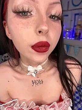 Snapshot of Lina_Thornton_ chatting on September 21, 8:40 pm Lina Thornton online show from September 21, 8:40 pm