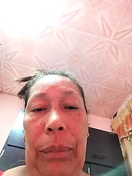 Naomi-Mature online show from November 2, 11:46 am