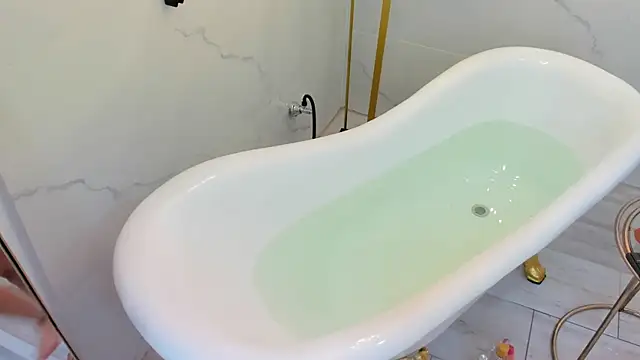 SkinnyGirl 28 online show from January 9, 7:51 pm