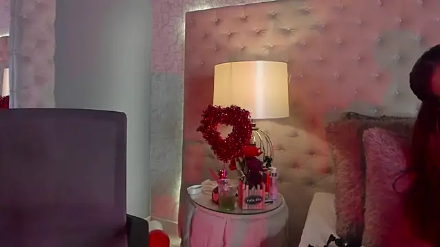 AlannaBlakes online show from February 22, 7:42 am